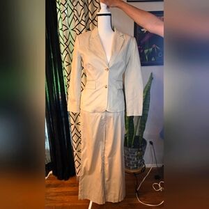 Isaac Mizrahi cream colored pantsuit